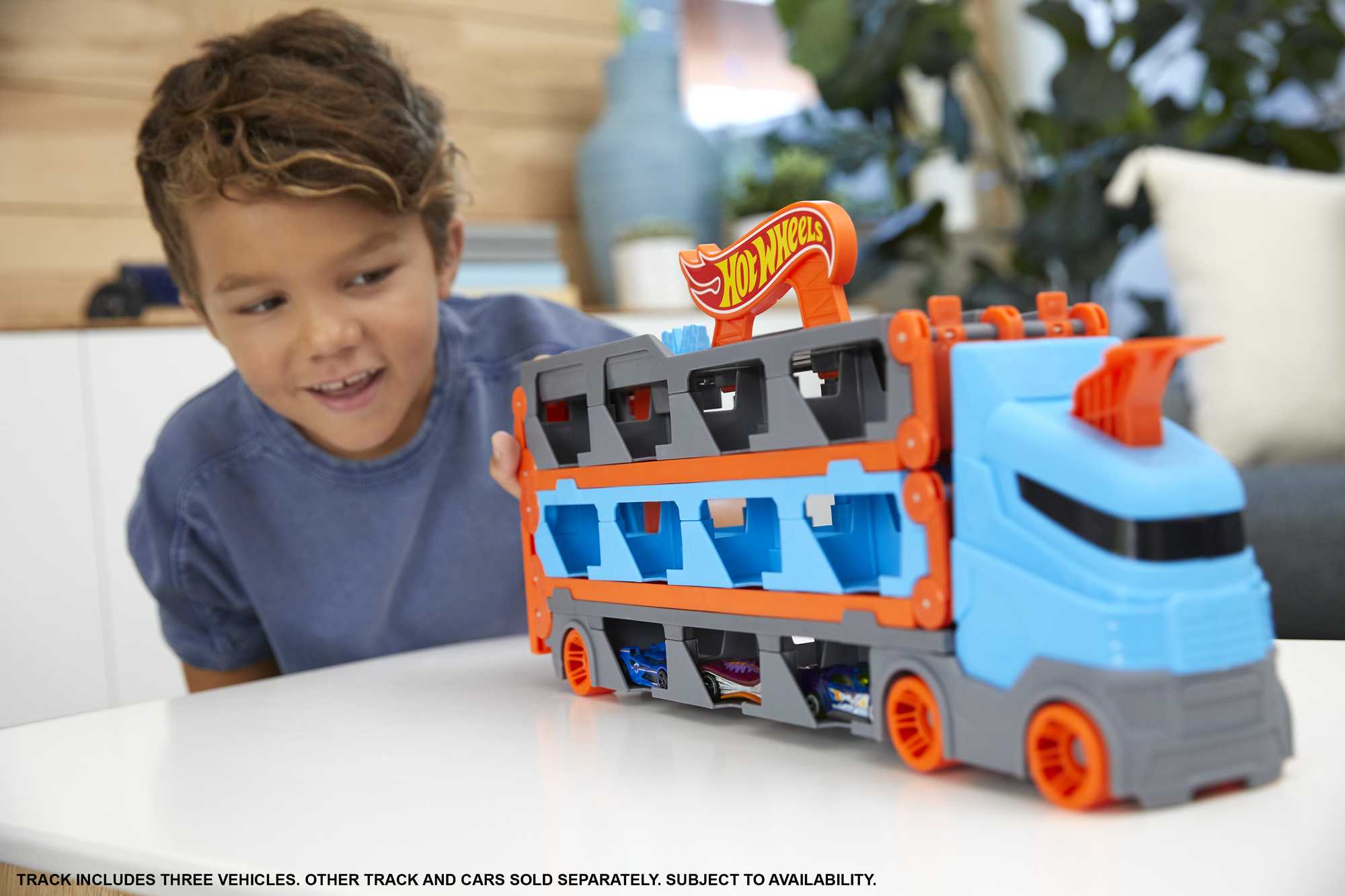 Hot Wheels City Pista de Brinquedo Reboque de Pista de Corridas