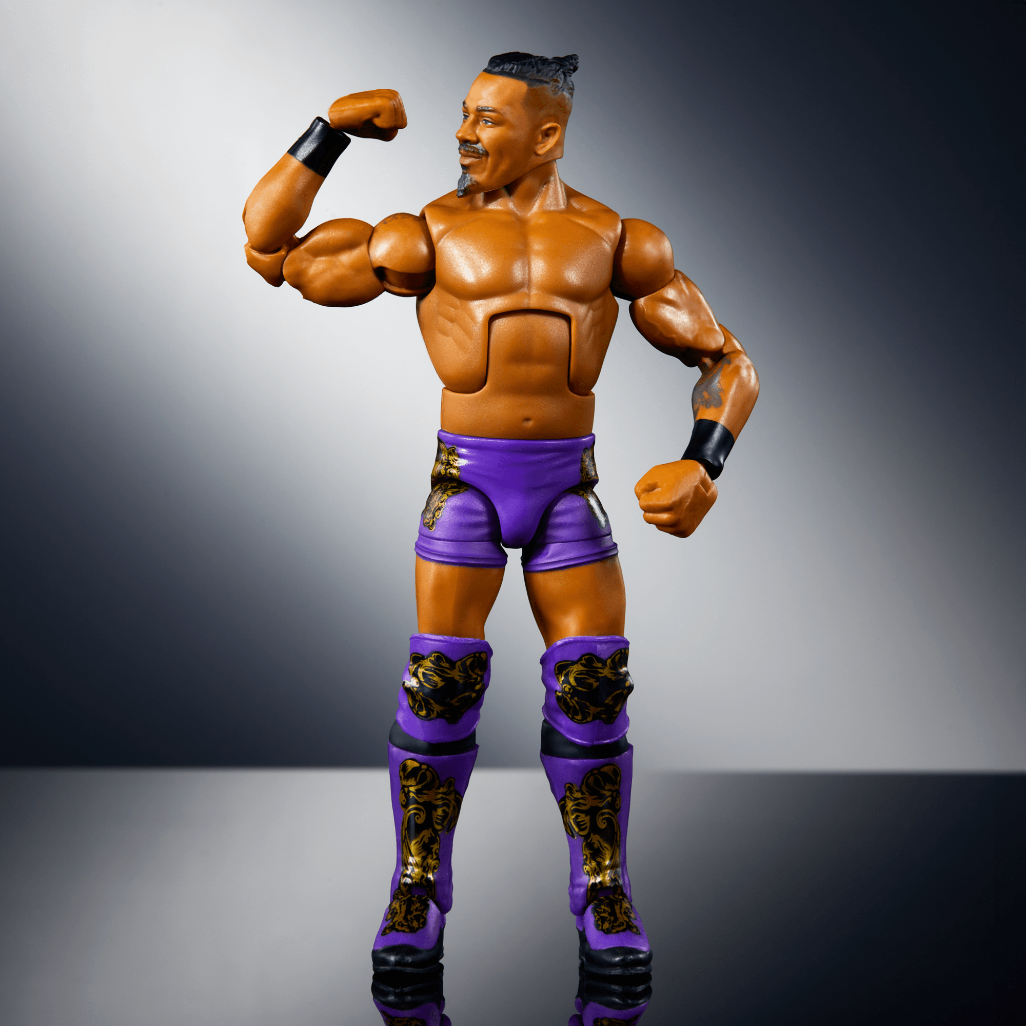 Wwe  Collection Elite  Figurine Articulée  15,24Cm  Carmelo Hayes