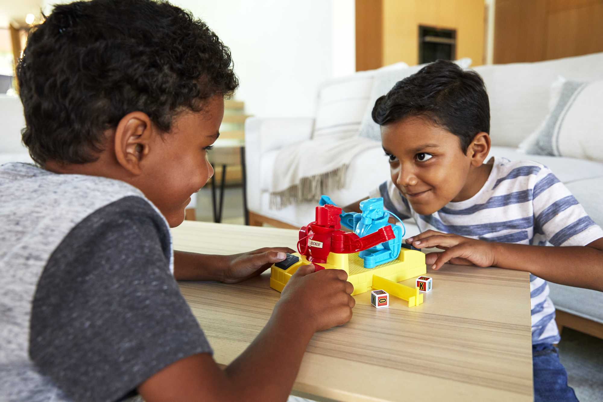 Rock 'Em Sock 'Em Robots Knock Or Block